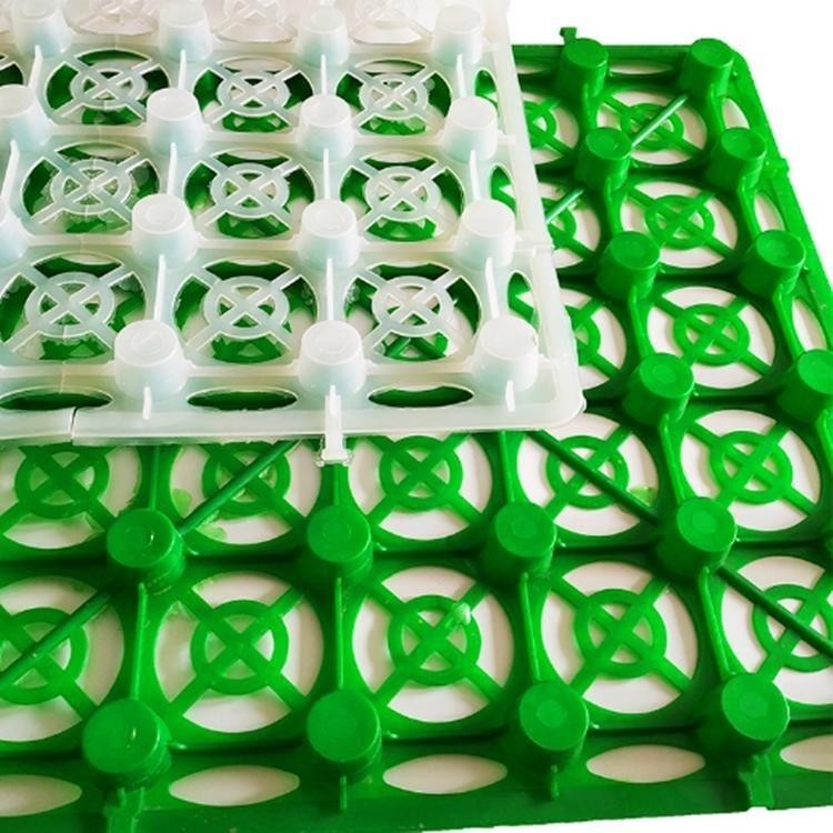 塑料(liao)排水闆